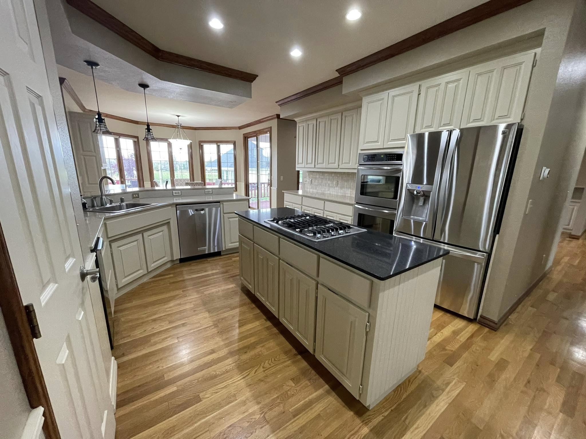 After: Kitchen refinishing